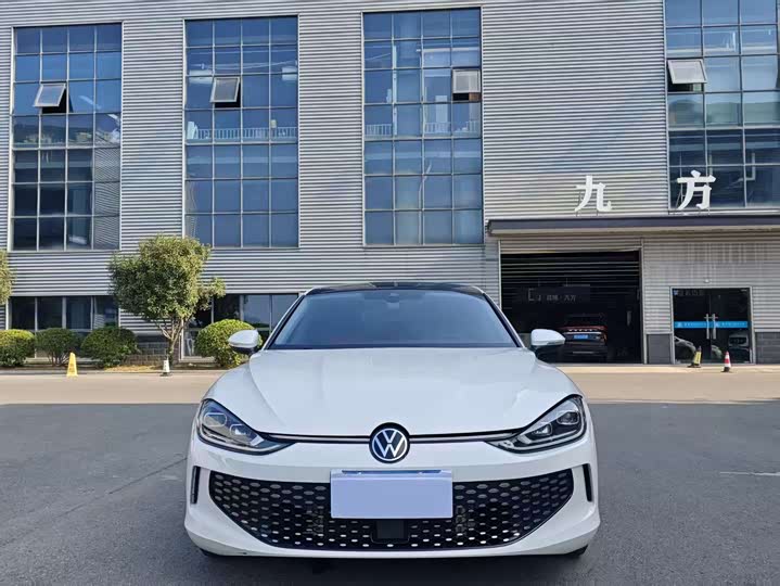 Фото 2 - Volkswagen Lamando L