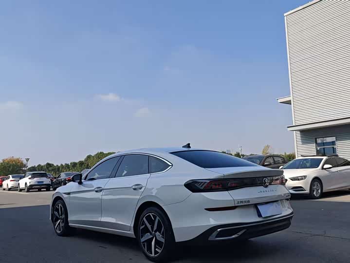 Фото 4 - Volkswagen Lamando L