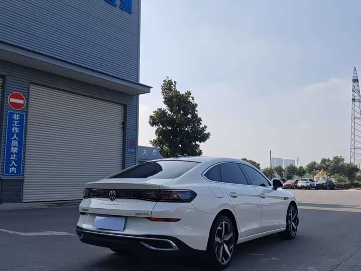 Фото 6 - Volkswagen Lamando L