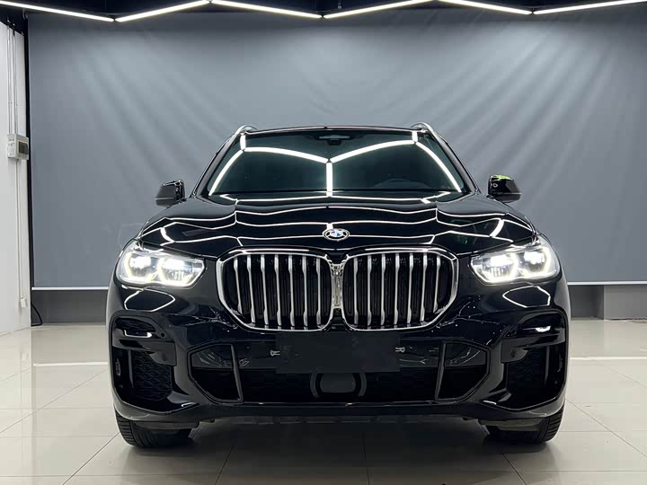 Фото 2 - BMW X5