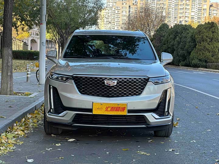 Фото 3 - Cadillac XT6