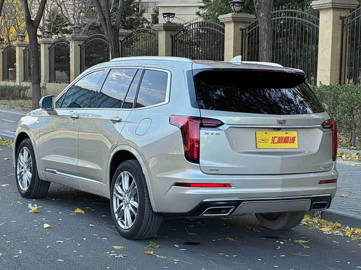 Фото 7 - Cadillac XT6