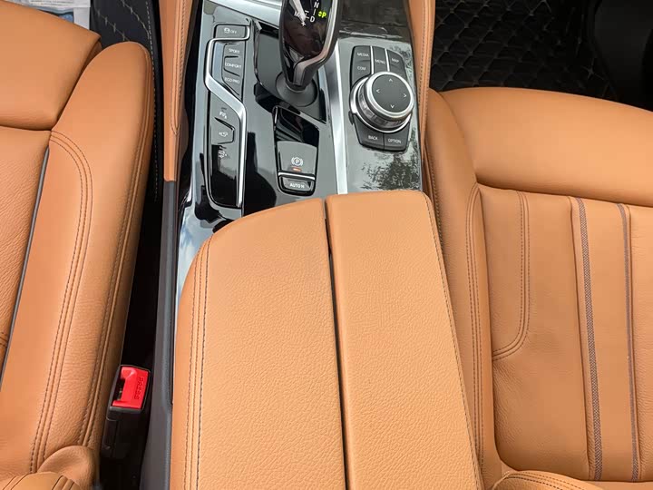 Фото 23 - BMW 6 Series GT