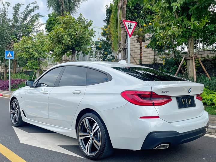Фото 9 - BMW 6 Series GT