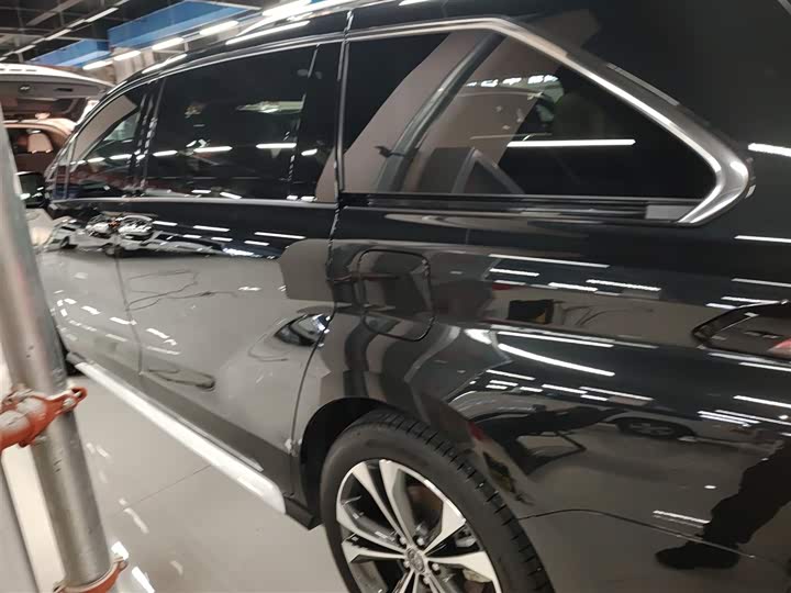 Фото 5 - Toyota Granvia