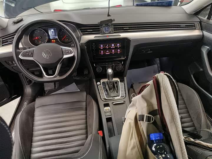 Фото 10 - Volkswagen Magotan