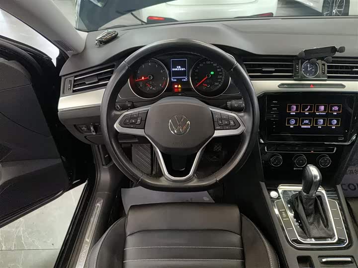 Фото 11 - Volkswagen Magotan