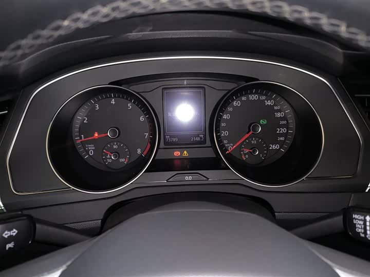 Фото 12 - Volkswagen Magotan