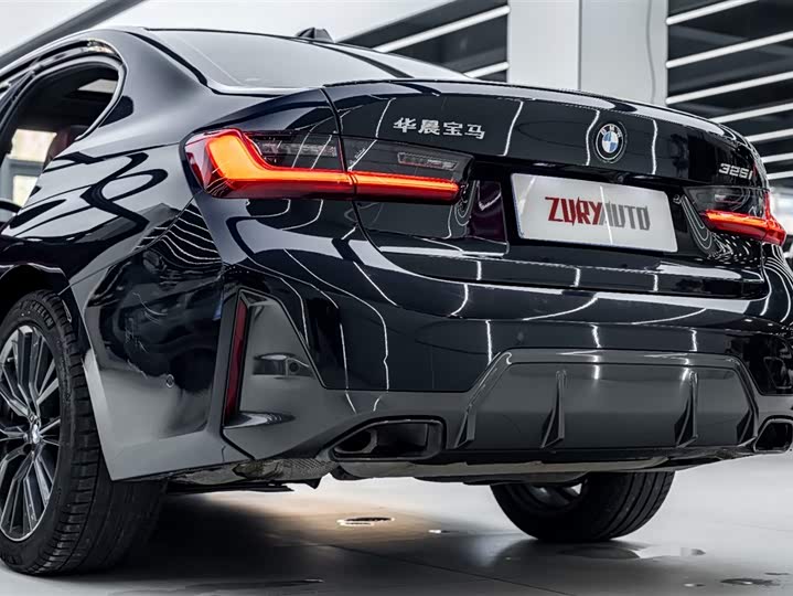 Фото 13 - BMW 3 Series