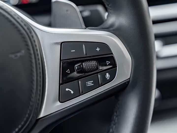 Фото 17 - BMW 3 Series