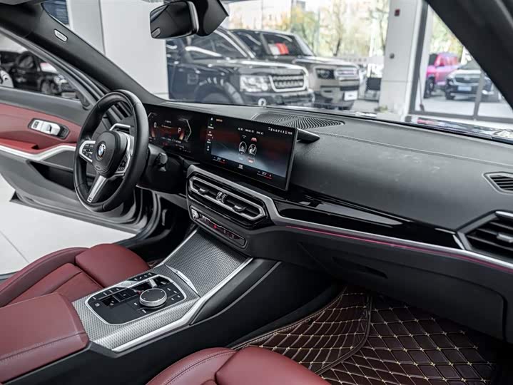 Фото 28 - BMW 3 Series