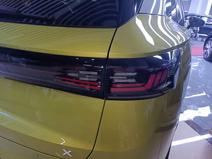 Фото 8 - Volkswagen ID.4 X