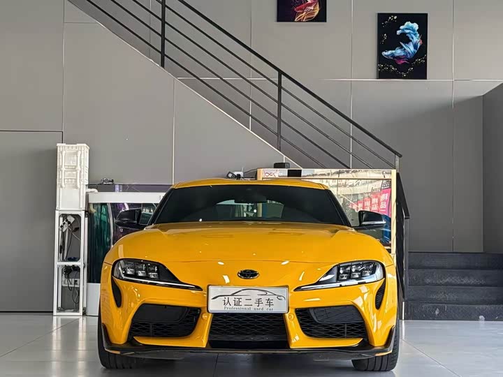 Фото 2 - Toyota Supra