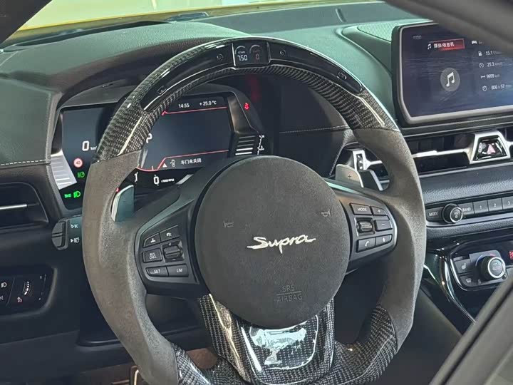 Фото 7 - Toyota Supra