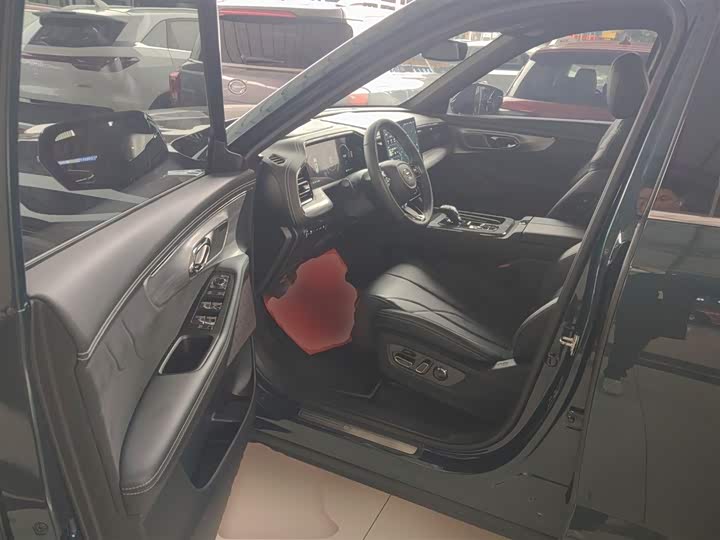 Фото 16 - GAC Trumpchi ES9