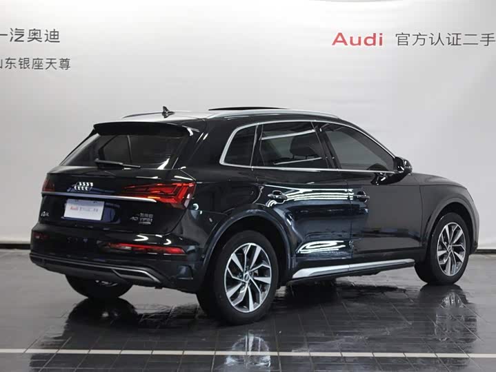 Фото 5 - Audi Q5L