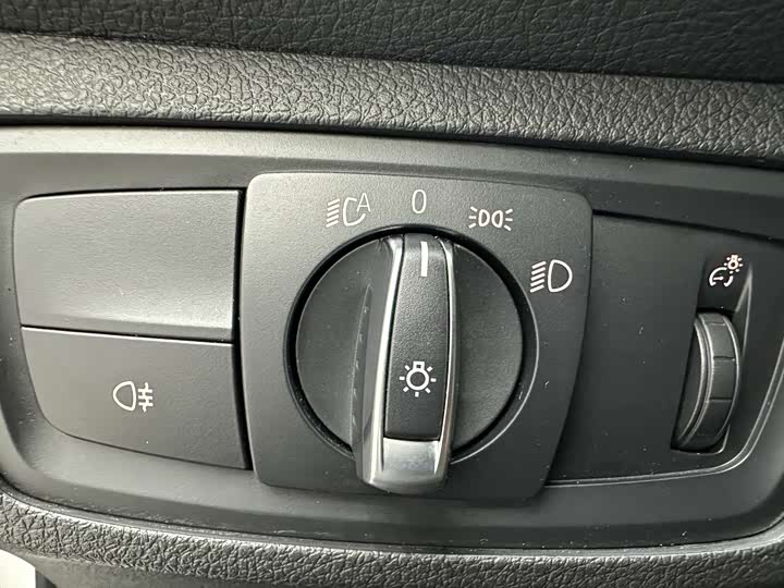 Фото 11 - BMW 1 Series