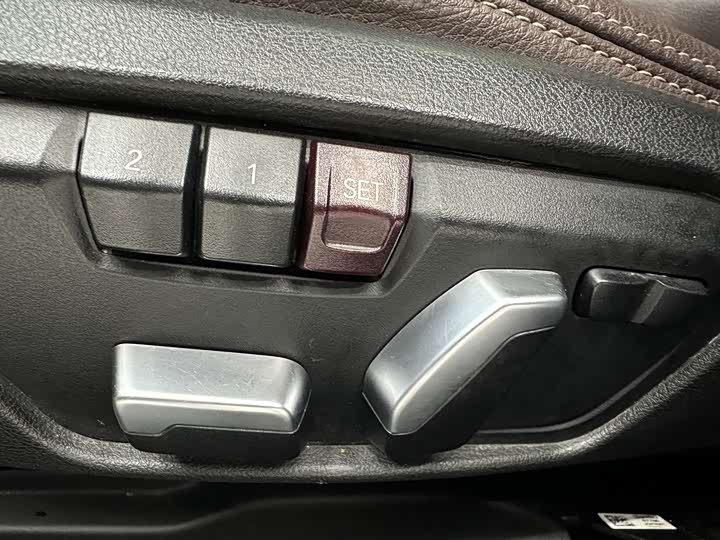 Фото 12 - BMW 1 Series