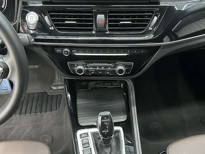 Фото 14 - BMW 1 Series