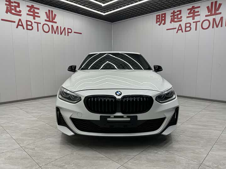 Фото 3 - BMW 1 Series