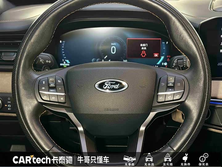 Фото 23 - Ford Explorer