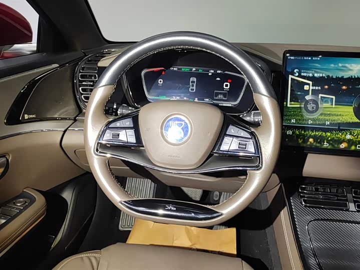 Фото 15 - BYD Han