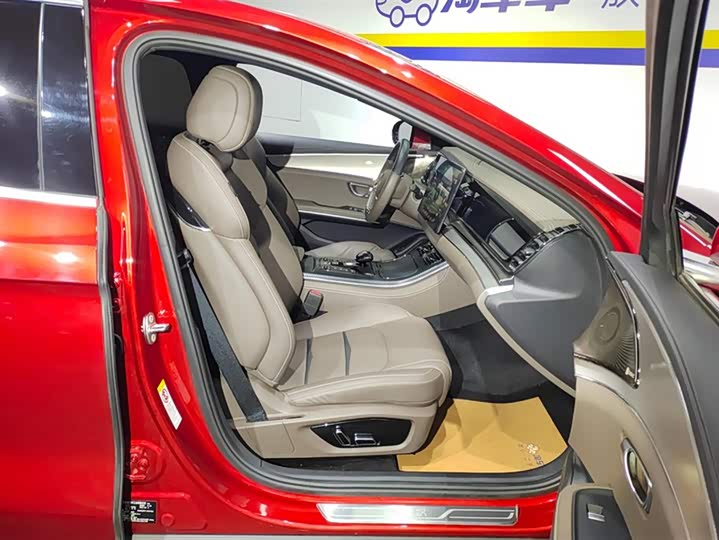 Фото 8 - BYD Han