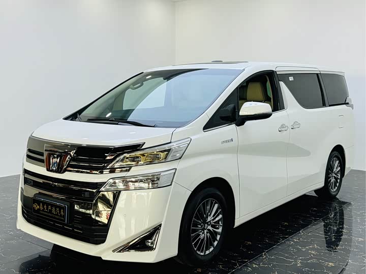 Фото 1 - Toyota Vellfire