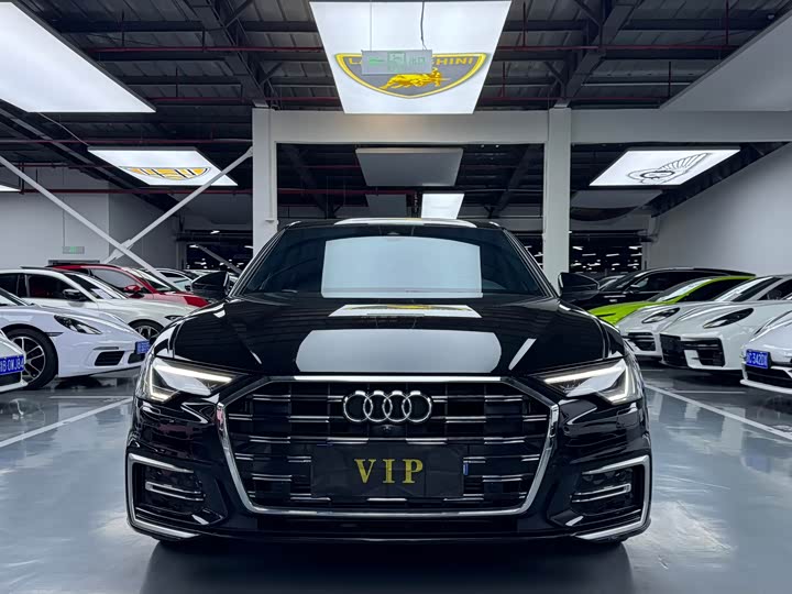 Фото 2 - Audi A6L