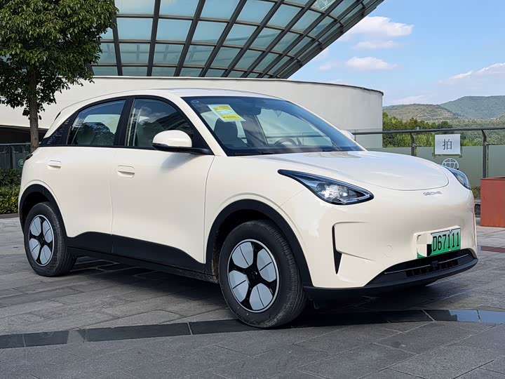 Фото 3 - Geely Galaxy Geome