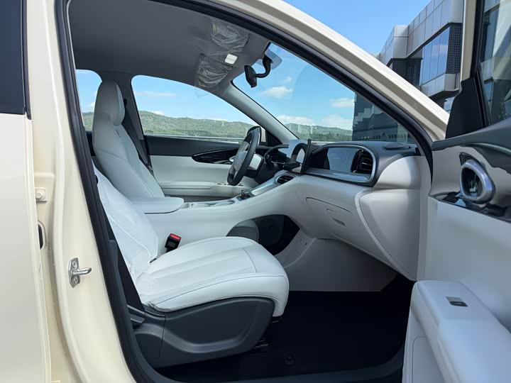 Фото 5 - Geely Galaxy Geome