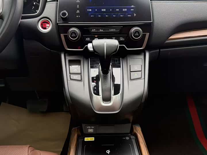 Фото 8 - Honda CR-V