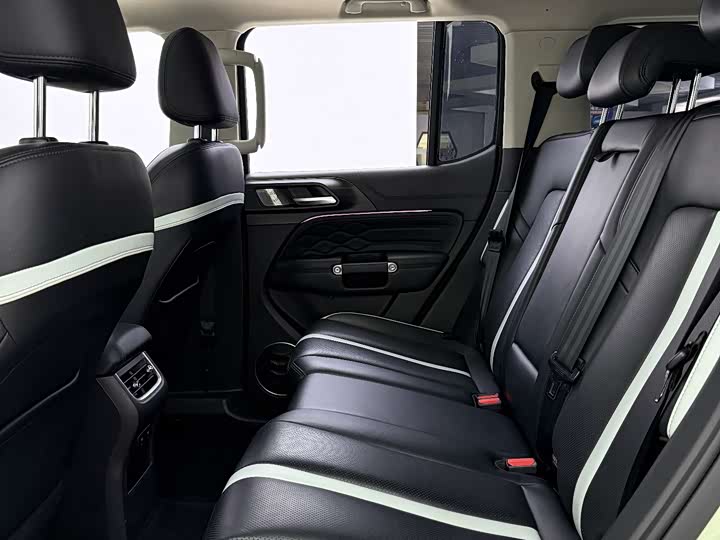 Фото 6 - Tank 300