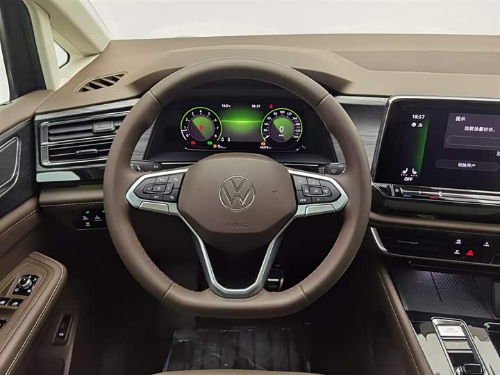 Фото 11 - Volkswagen Viloran