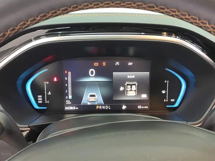 Фото 14 - Ford Focus