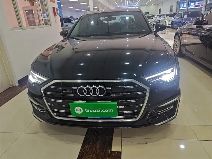 Фото 3 - Audi A6L