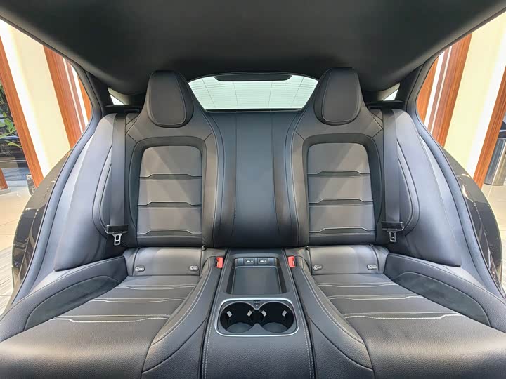 Фото 16 - Mercedes-Benz AMG GT