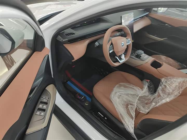 Фото 16 - Changan Eado Plus