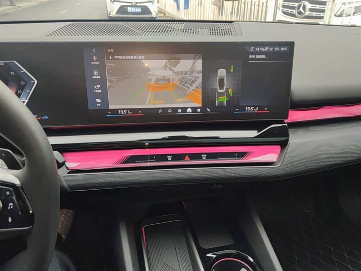 Фото 13 - BMW 5 Series