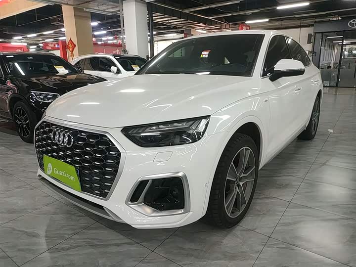 Фото 2 - Audi Q5L Sportback
