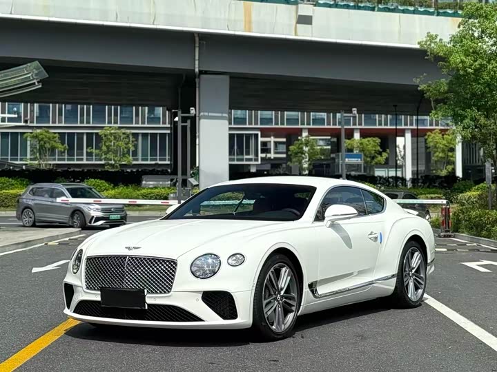 Фото 2 - Bentley Continental GT