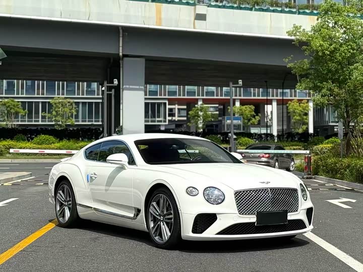Фото 3 - Bentley Continental GT
