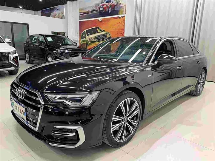 Фото 1 - Audi A6L