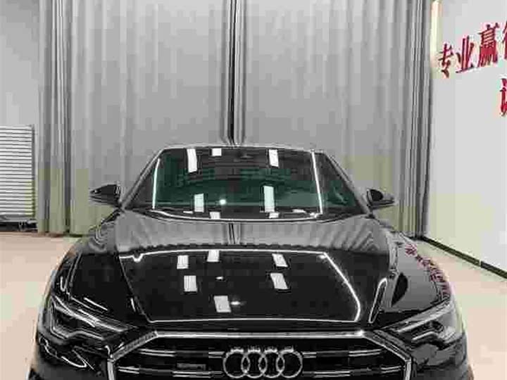 Фото 2 - Audi A6L