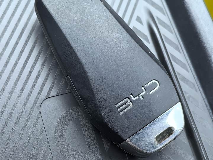 Фото 19 - BYD Seagull