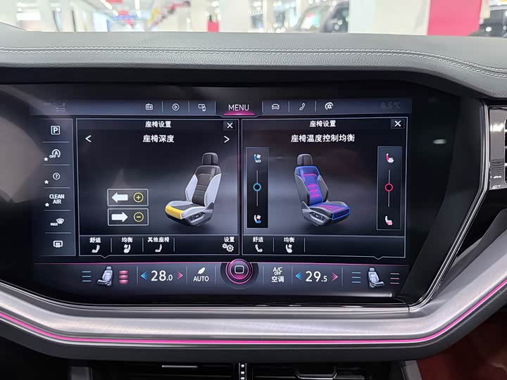 Фото 19 - Volkswagen Touareg