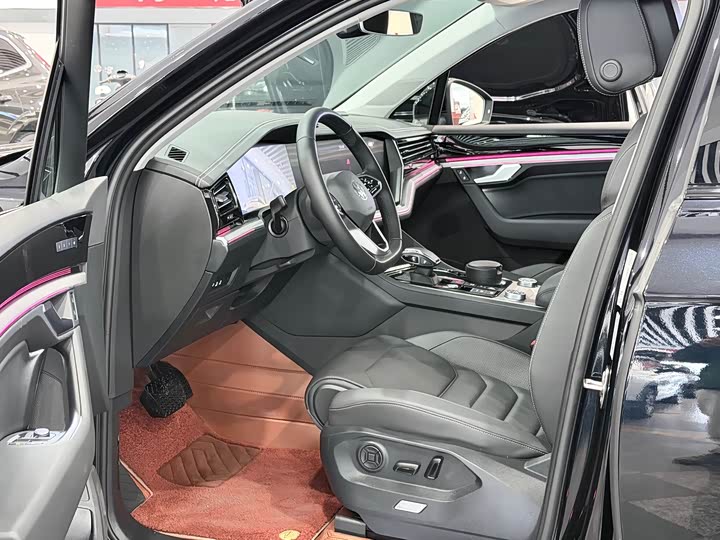 Фото 6 - Volkswagen Touareg