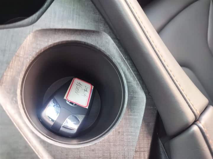 Фото 9 - Changan UNI-V