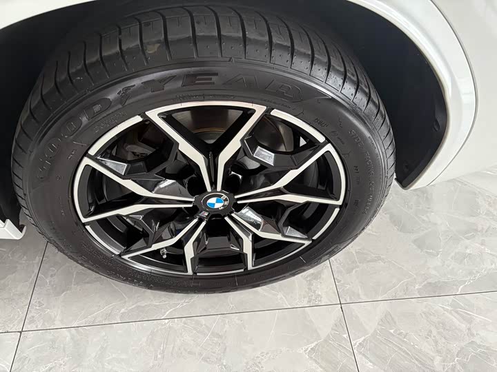 Фото 14 - BMW X3