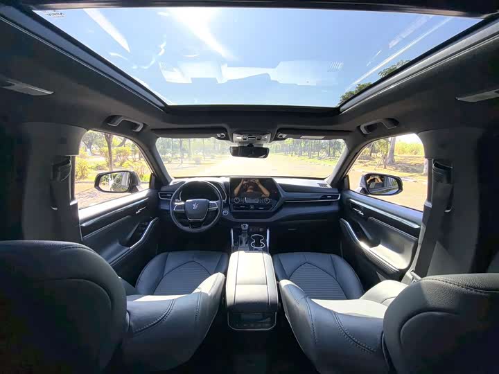 Фото 13 - Toyota Crown Kluger